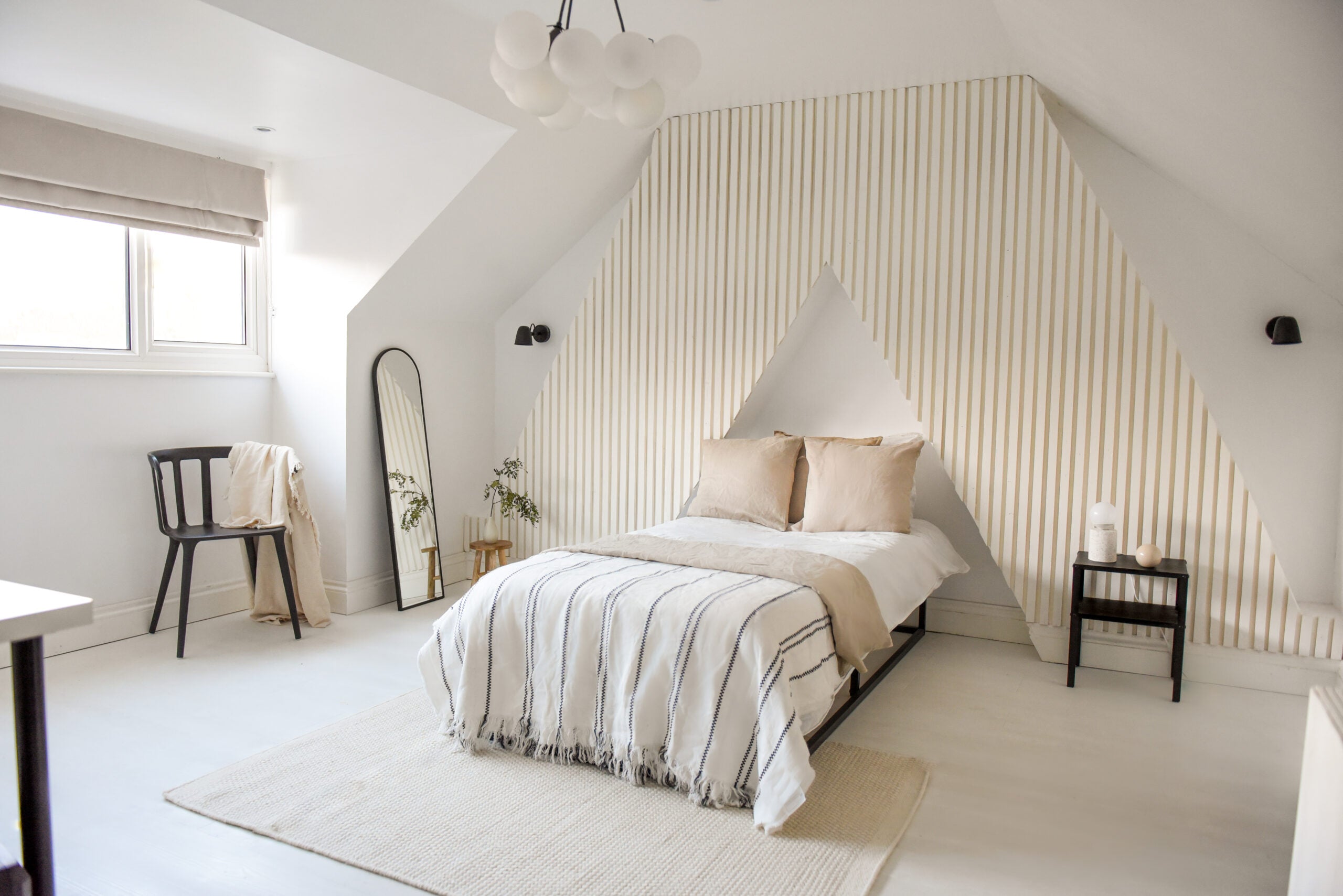 How to create a cozy bedroom: design tips