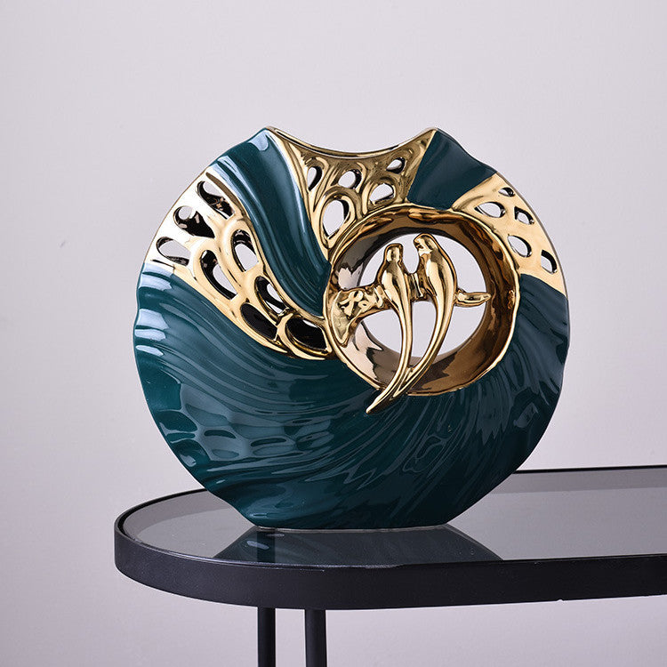 Luxurious Green and Gold Pottery Ornaments with Elegant Designs
