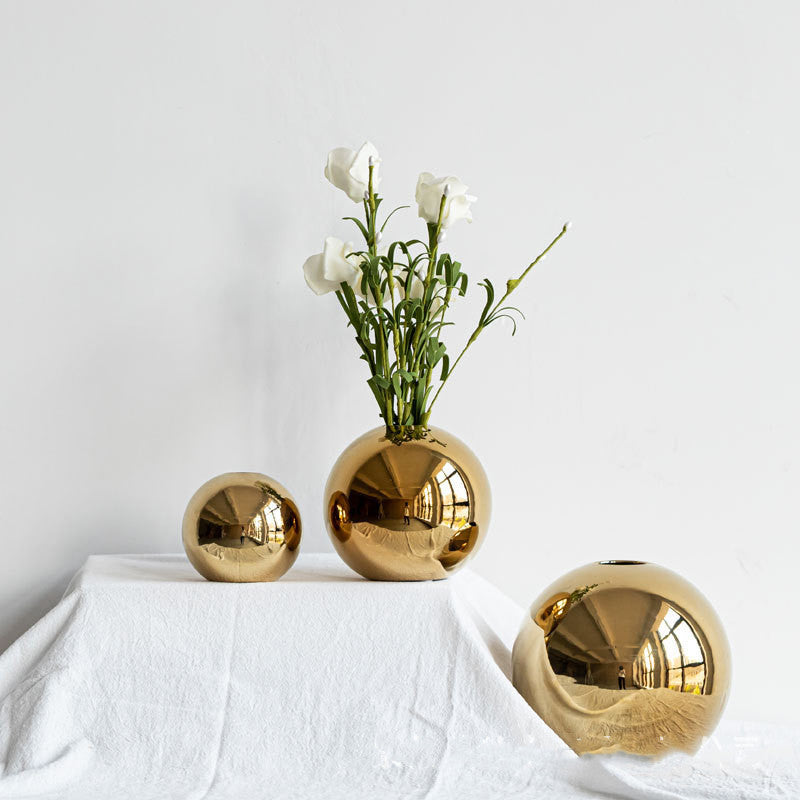 Luxury Handmade Electroplated Gold Ceramic Vase Collection