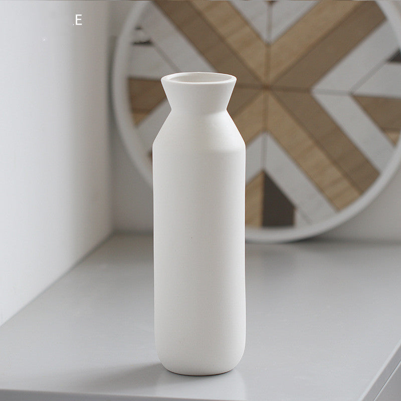 Morandi Brushed Vase - Nordic Modern Minimalist Porcelain with Hand-Drawn Finish