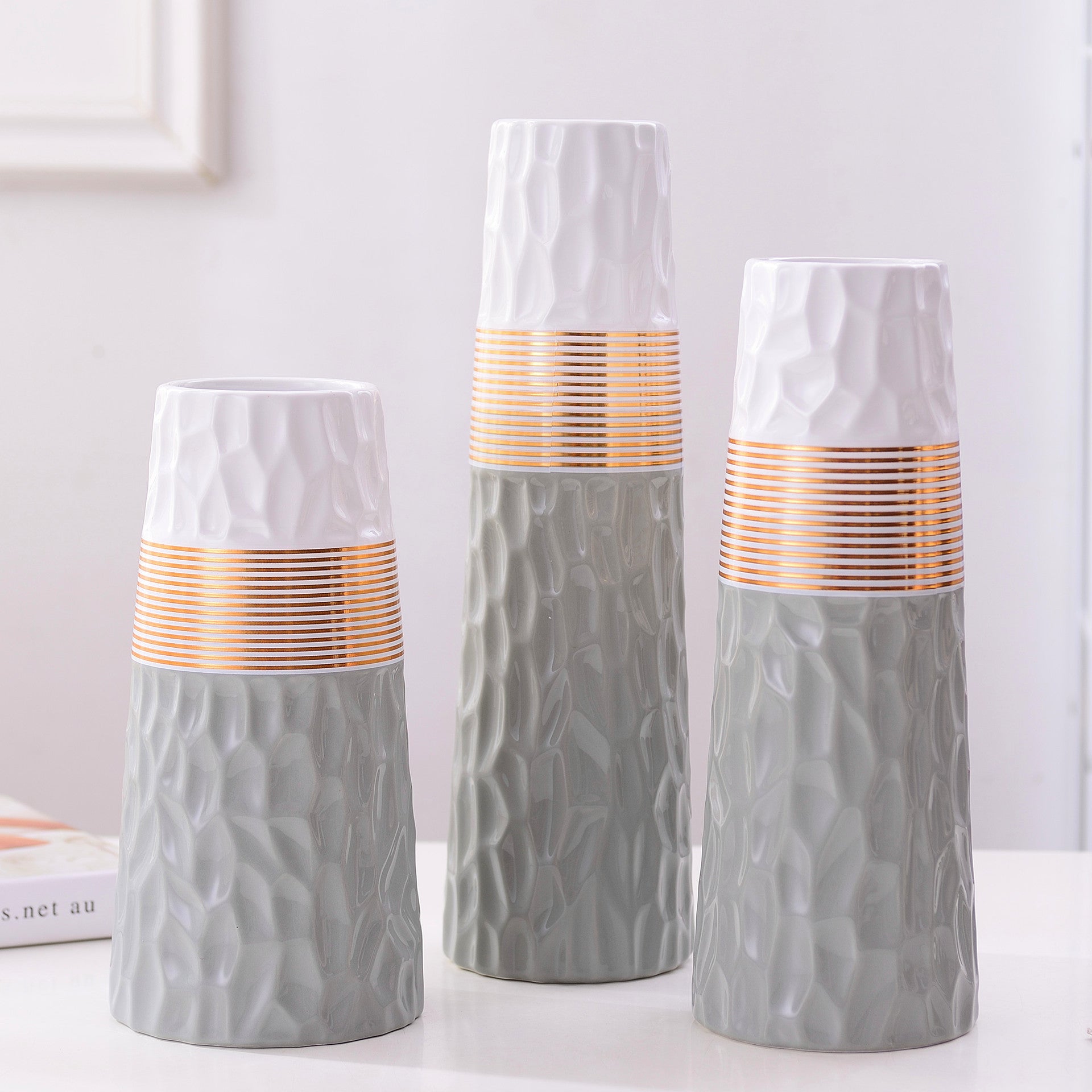 Nordic Elegance: Ceramic Vase Collection