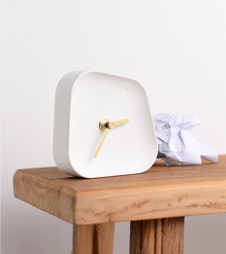 Stylish Modern Table Clocks