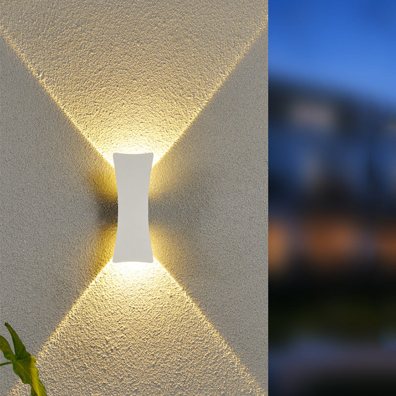 Modern Simplicity LED Wall Light