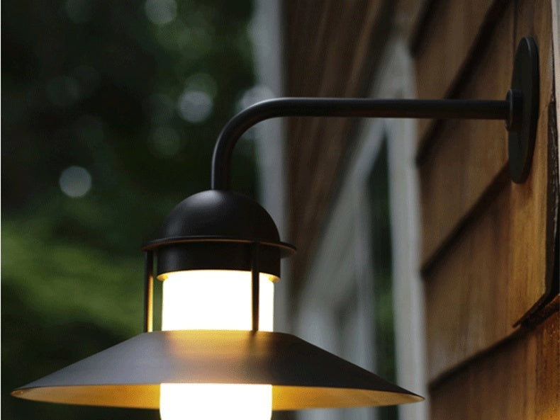 Black American style street wall lamp