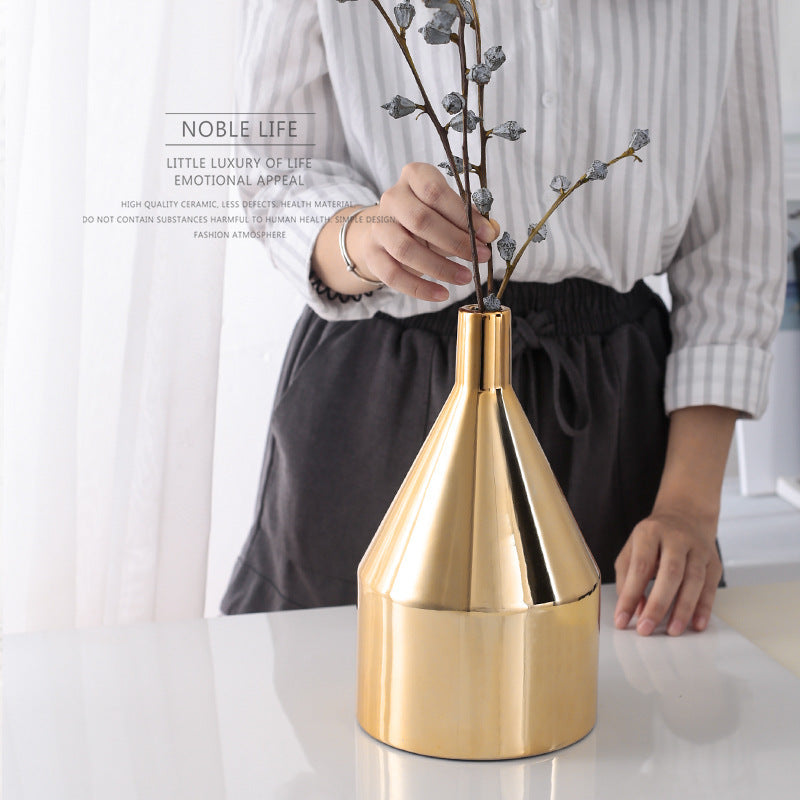 Modern Elegance: Electroplated Ceramic Vase for Contemporary Home Decor