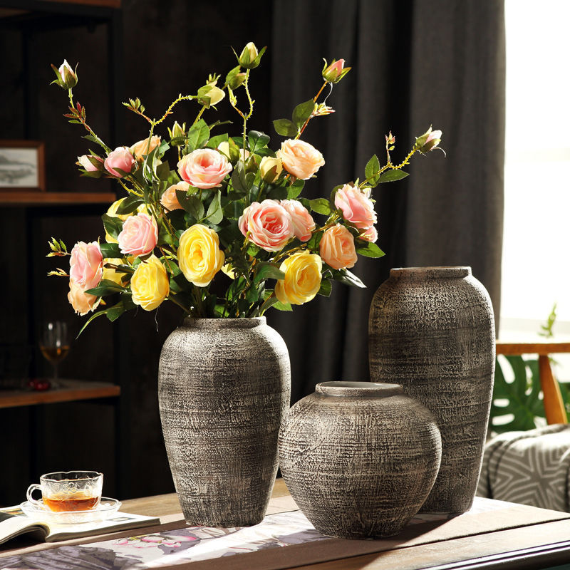 Stylish Ceramic Vase 