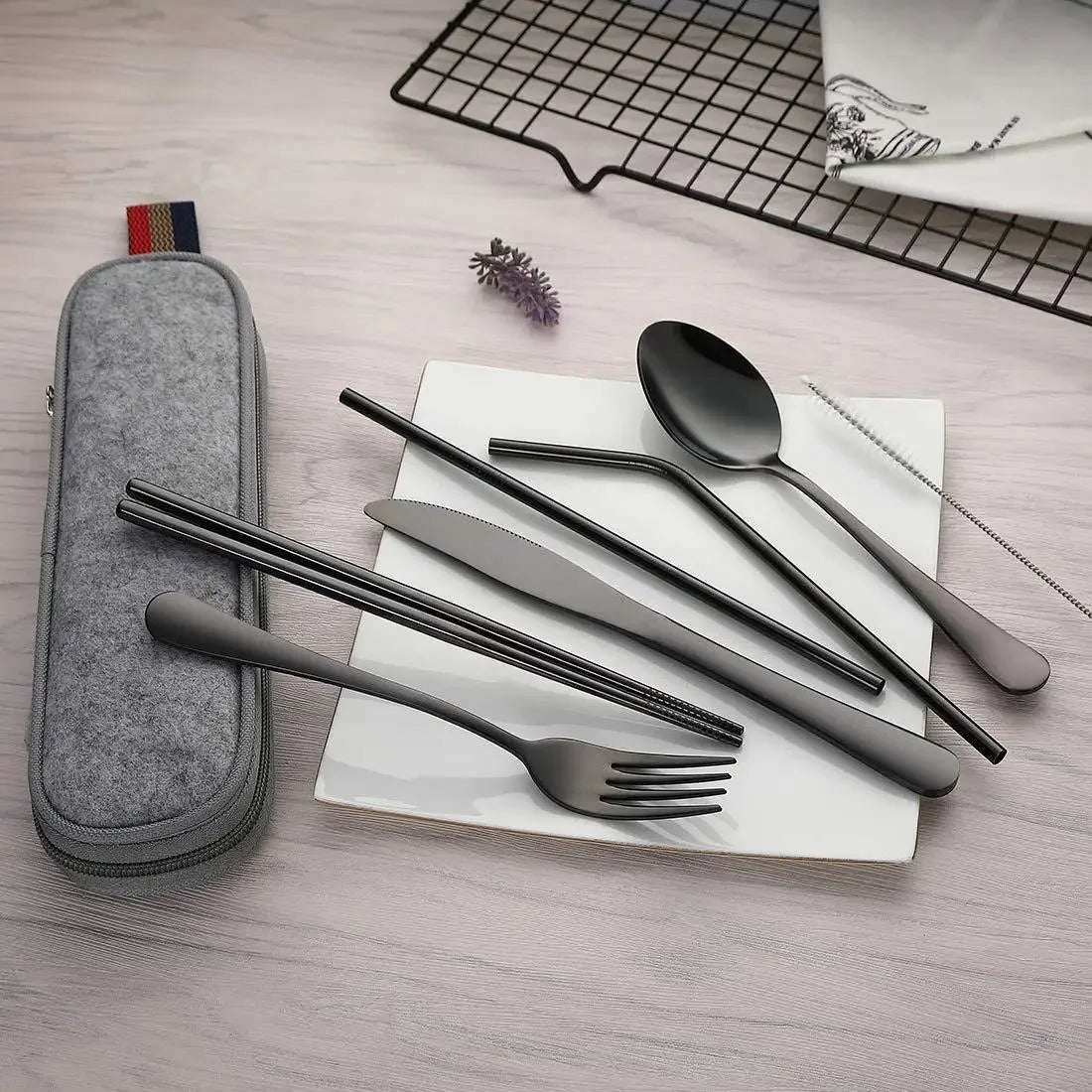 Minimalist Cutlery