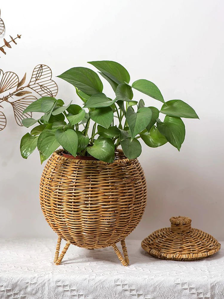 Stylish Wicker Storage Basket with Lid