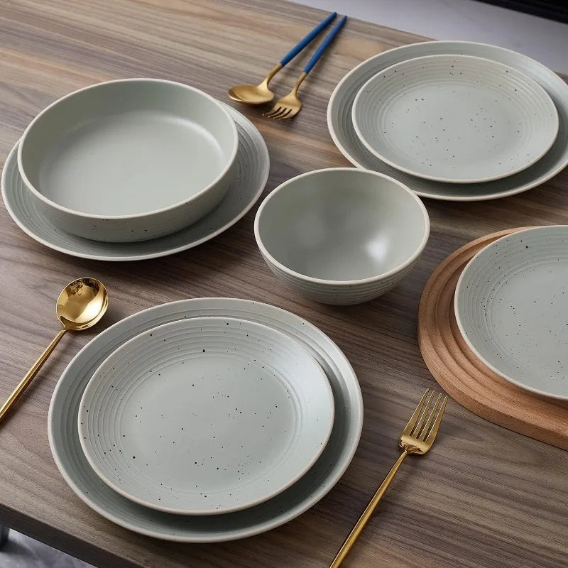 Stylish 16-Piece Round Plates Set