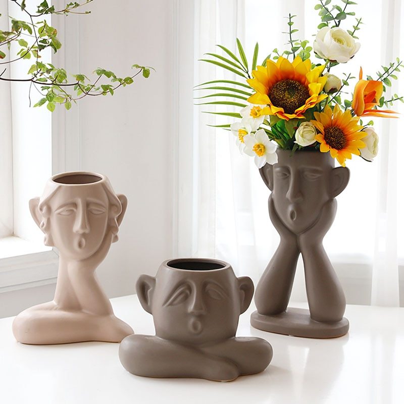 Artisanal Crafted Ceramic Vase - A Creative and Elegant Home Decor Accent - Max&Mark Home Decor