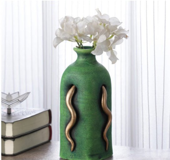 Captivating Resin Vase - Max&Mark Home Decor