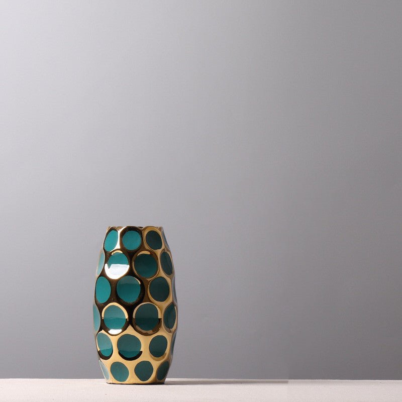 Ceramic Chic Vase - Max&Mark Home Decor
