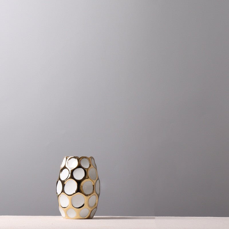 Ceramic Chic Vase - Max&Mark Home Decor