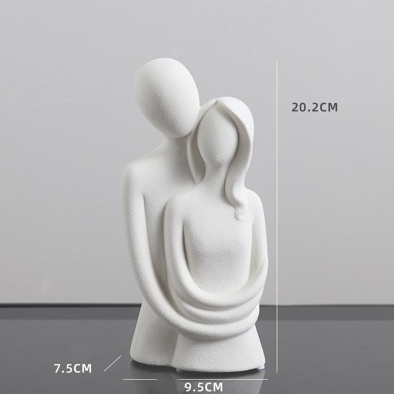 Ceramic Figurine of a Couple, Hugging couple - Max&Mark Home Decor