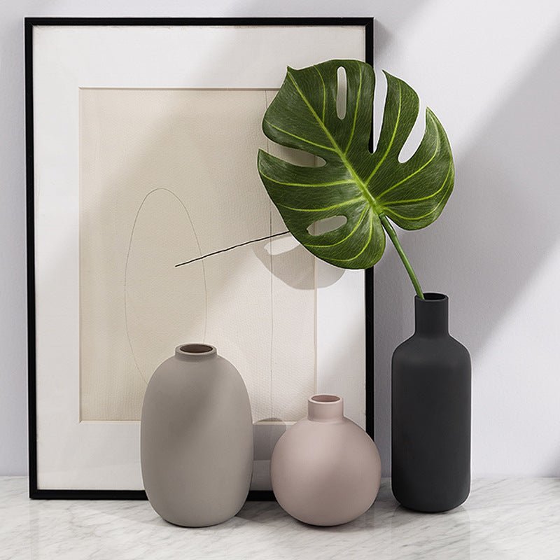 Ceramic Vase - Max&Mark Home Decor