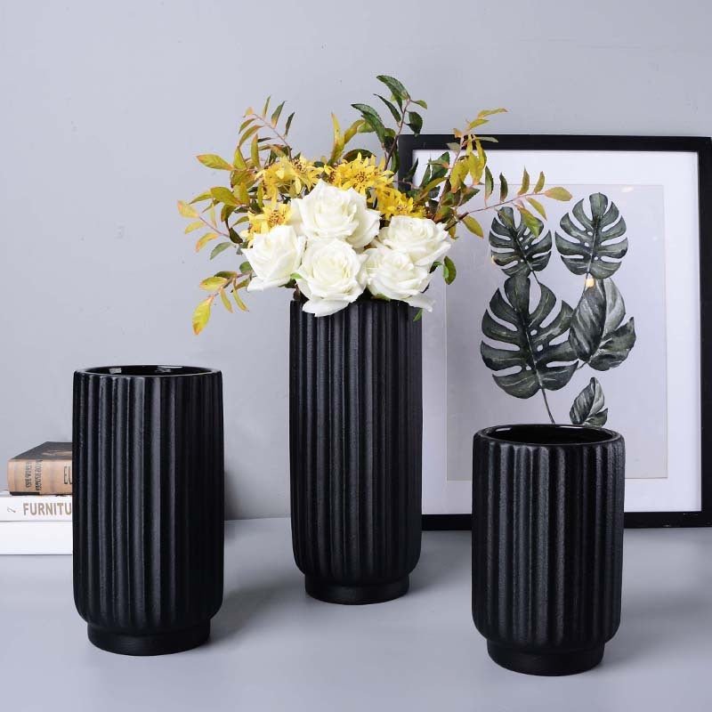 Ceramic vase decoration - Max&Mark Home Decor