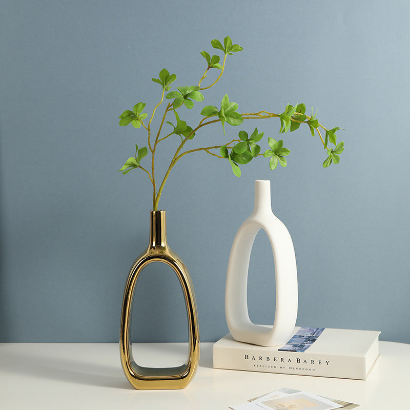 Nordic Modern Heart Hollow Ceramic Vase - Electroplated Elegance for Contemporary Decor