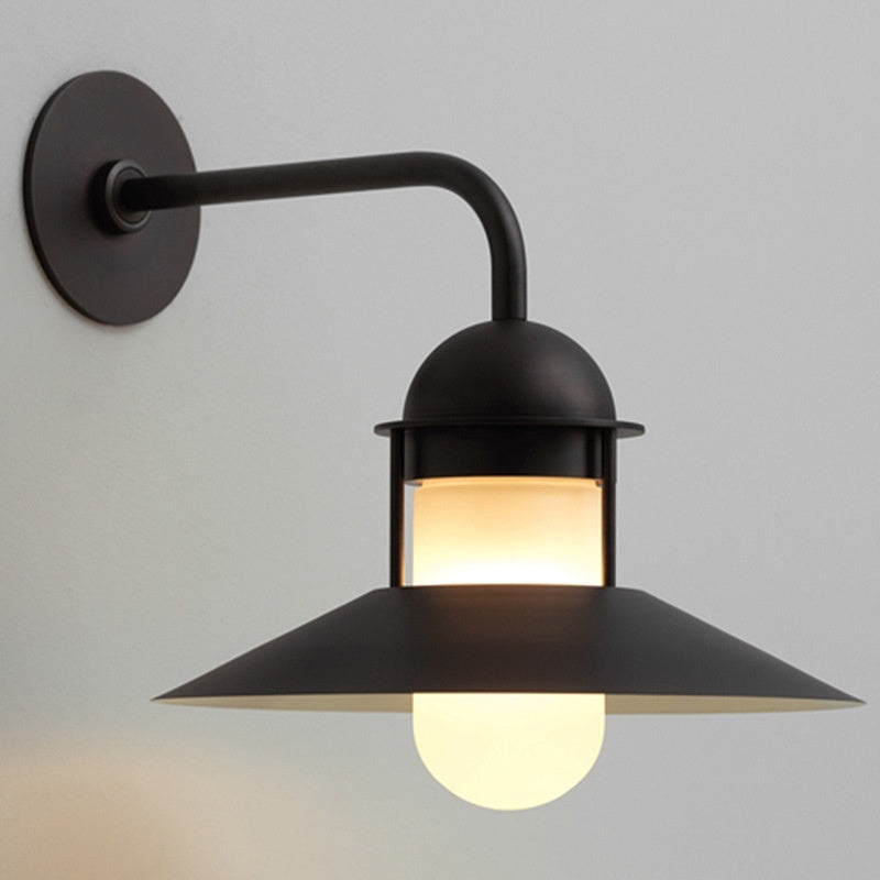 American style lamp