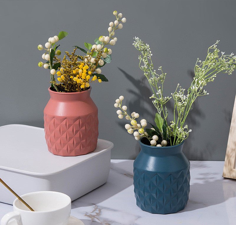 Durable Plastic Vase For Nordic Style Flower Arrangements - Max&Mark Home Decor