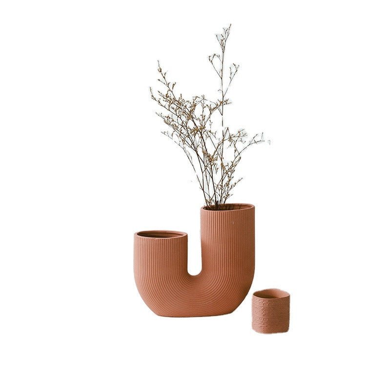 Elegance in U: Handmade Ceramic Vase with Geometric Stripes - Max&Mark Home Decor