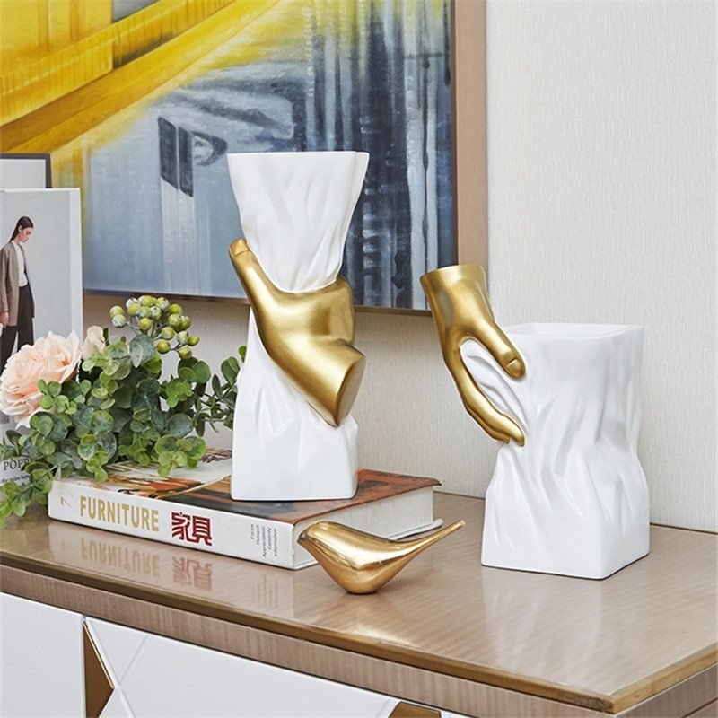 Elegant Embrace Vase - Max&Mark Home Decor
