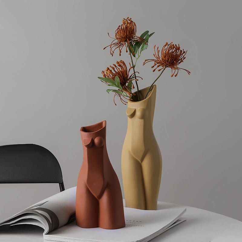 Elegant Feminine Form Ceramic Vase - Max&Mark Home Decor