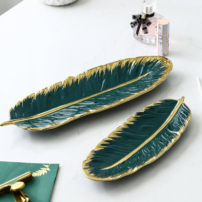 Elegant Green Ceramic Leaf Tray - Max&Mark Home Decor