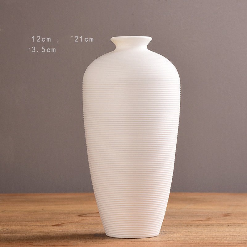 Elegant Handcrafted Ceramic Vase - A Unique Touch for Any Living Space - Max&Mark Home Decor