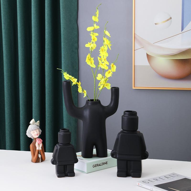 Elegant Porcelain Figurine Vases: European Styled, Handcrafted Decor - Max&Mark Home Decor