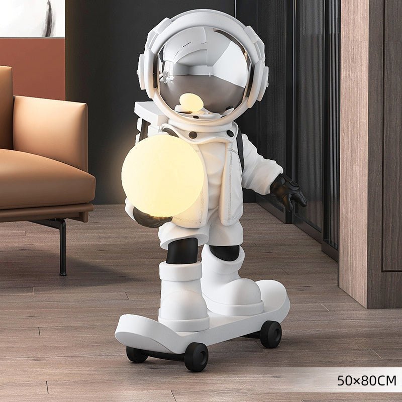 Fashion Simple Spaceman Resin Ornament Collection - Max&Mark Home Decor