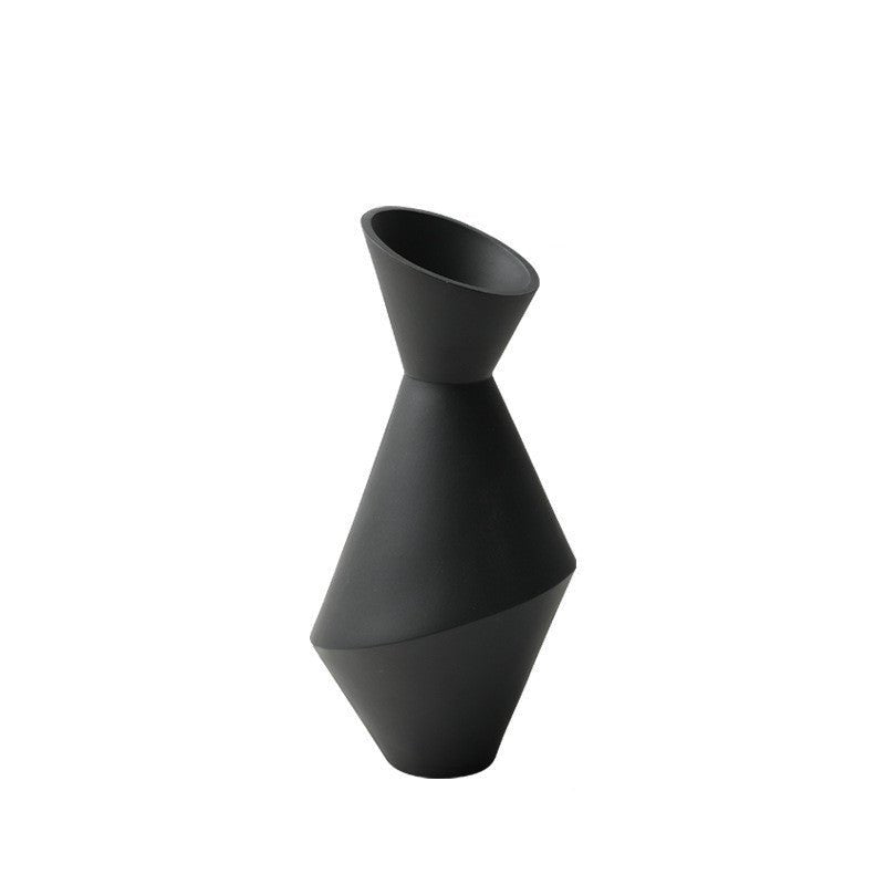 Geometric Elegance: Ceramic Vase Decoration - Max&Mark Home Decor