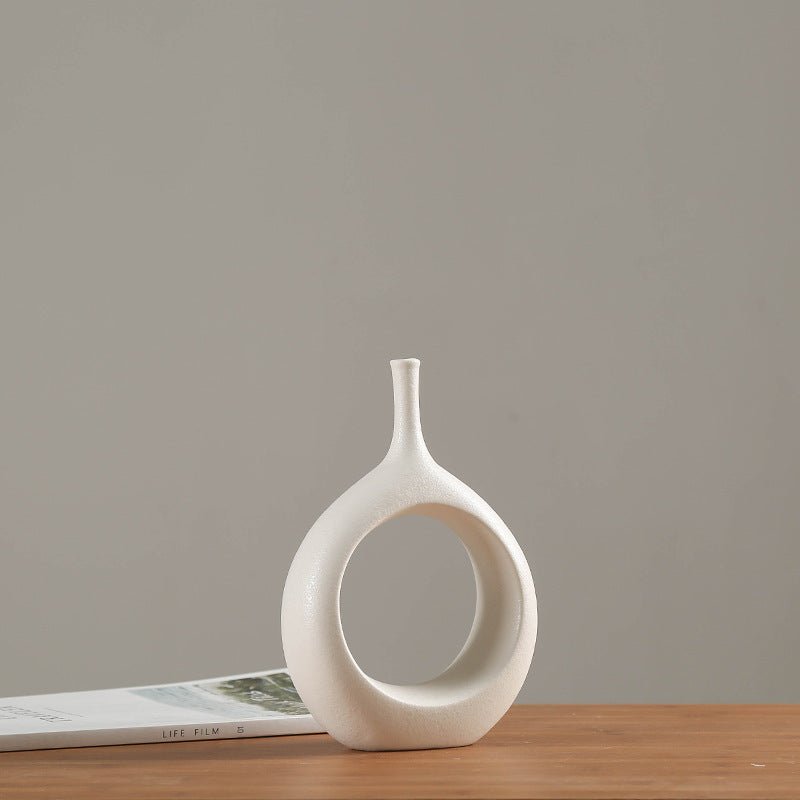 Handicraft decoration white ceramic vase - Max&Mark Home Decor
